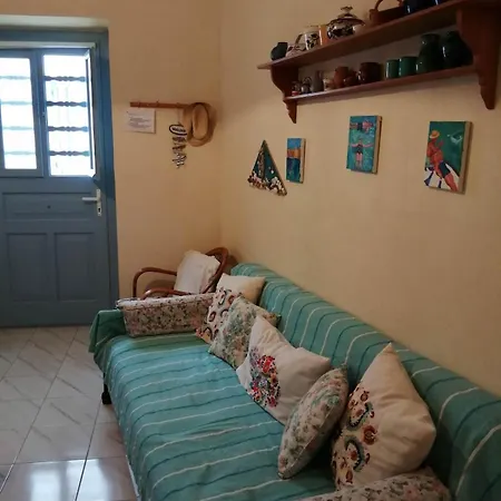 Appartamento Traditional Art House - Lefkes By Mps-ground Floor